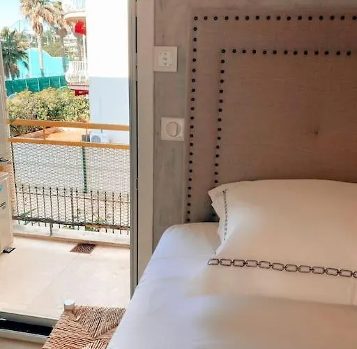 Apartman 2 Bedroom In Near The Cannes