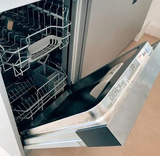 Apartman 2 Bedroom In Near The *