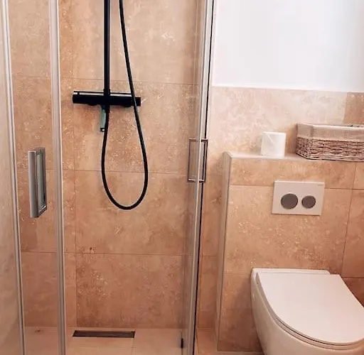 2 Bedroom In Near The