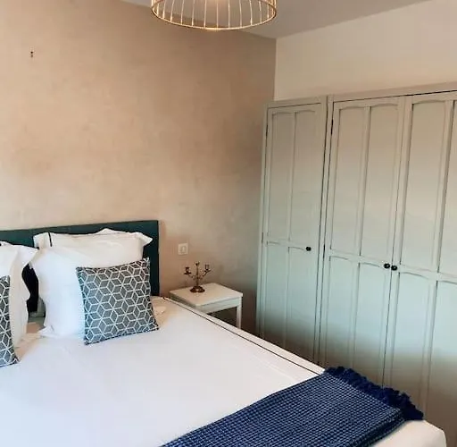 2 Bedroom In Near The Apartman Cannes