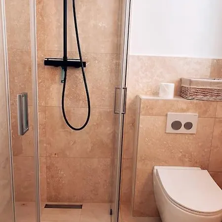 2 Bedroom In Near The