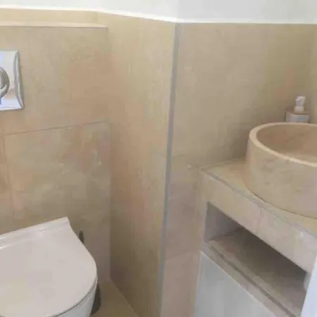 Apartament 2 Bedroom In Near The Cannes